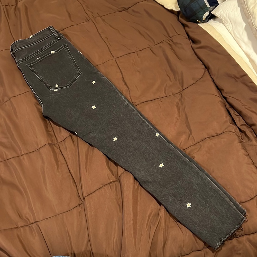 A&F flower detail black jeans.